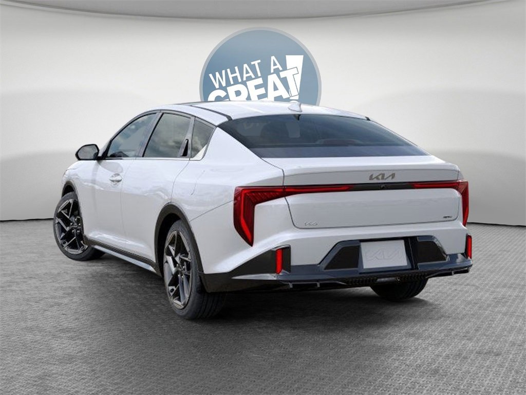 New 2025 Kia K4 GT-Line image 4