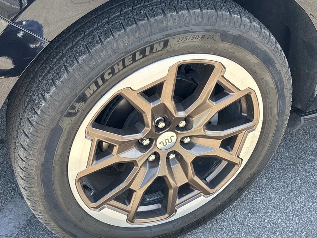 Used 2025 Ford Expedition King Ranch AWD/4WD image 6