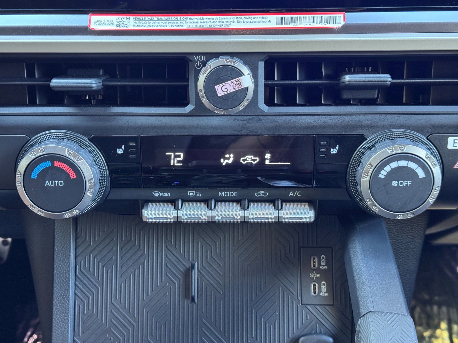 Used 2025 Toyota Tacoma TRD Sport AWD/4WD image 28