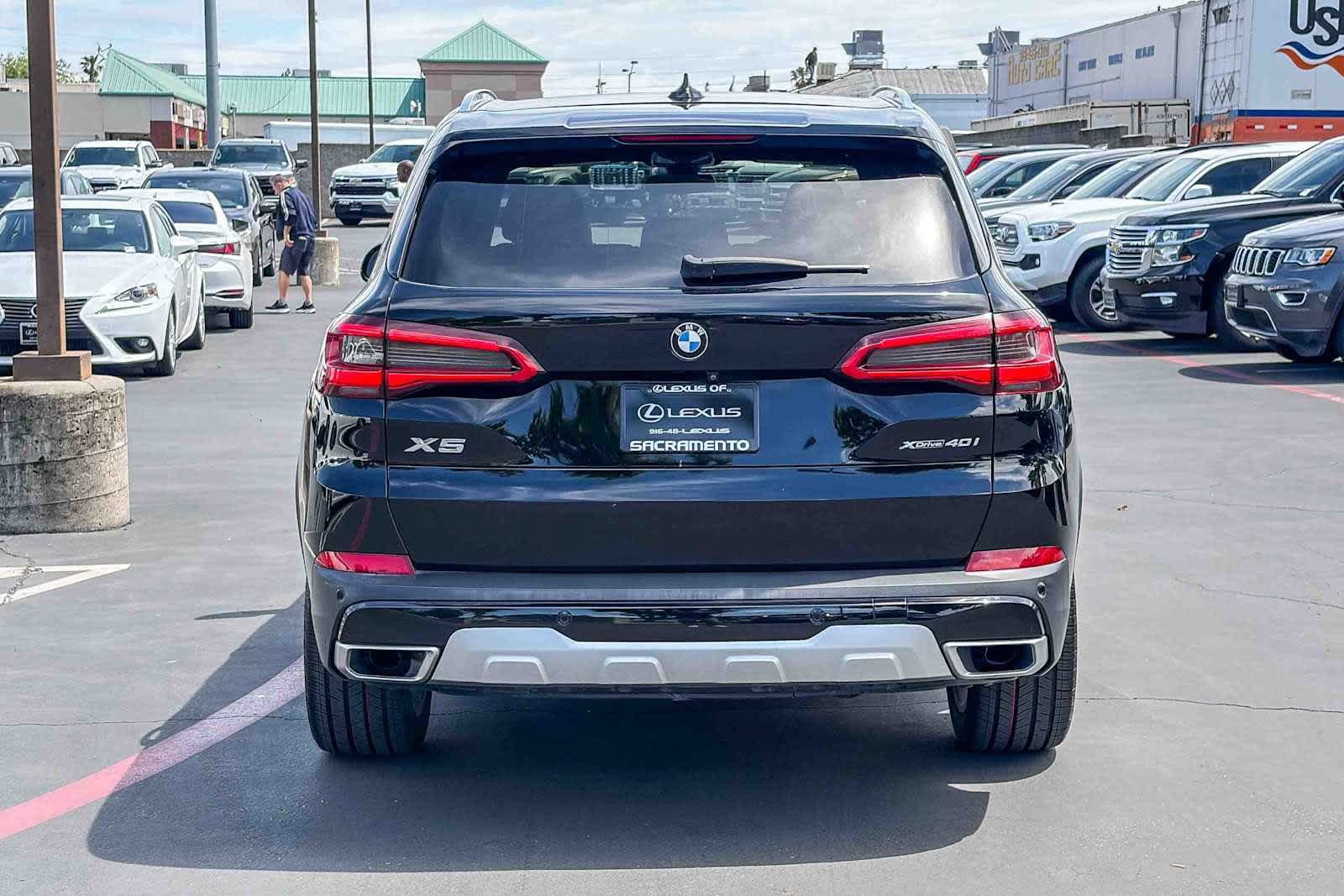 Used 2019 BMW X5 xDrive40i w/ Convenience Package AWD/4WD image 3
