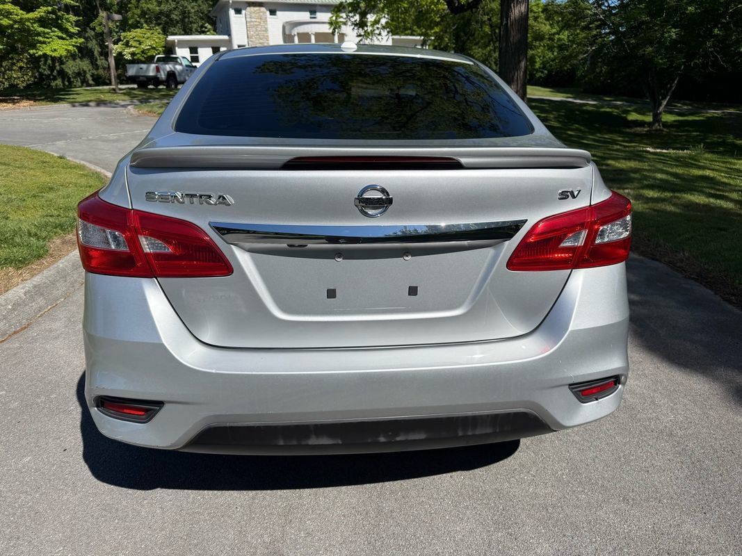 Used 2016 Nissan Sentra SV FWD image 8