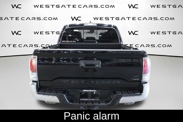 Used 2021 Toyota Tacoma TRD Off-Road image 7