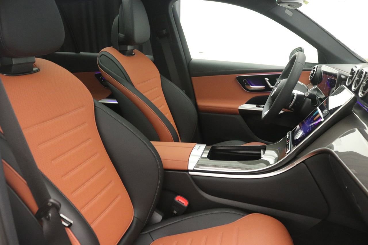 New 2026 Mercedes-Benz GLC 300 GLC 300 image 9