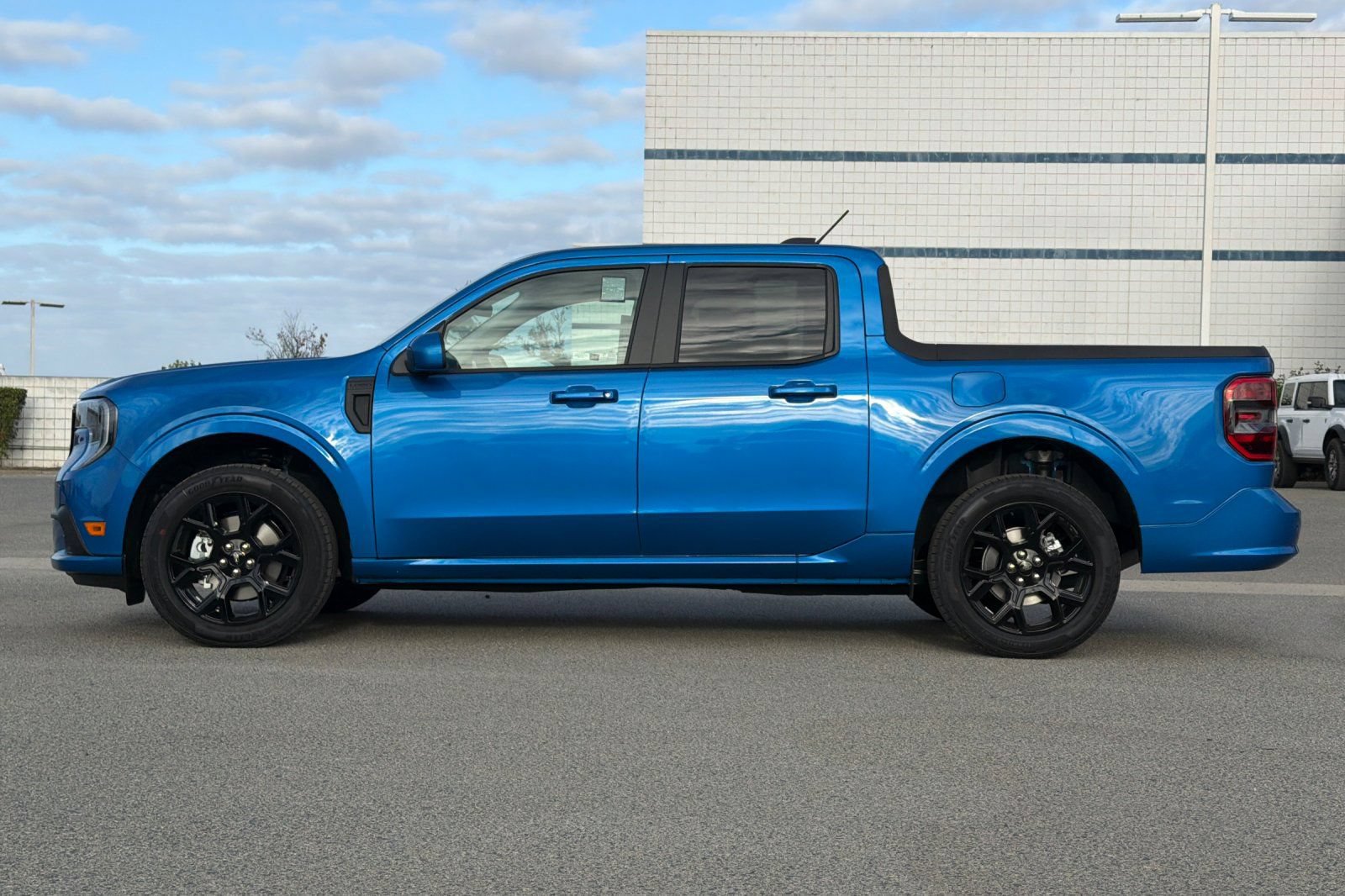 New 2026 Ford Maverick Lobo AWD/4WD image 7