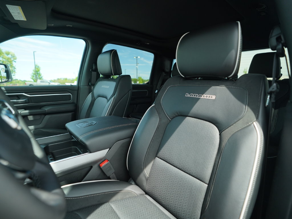 New 2026 RAM 1500 Laramie w/ Night Edition AWD/4WD image 37