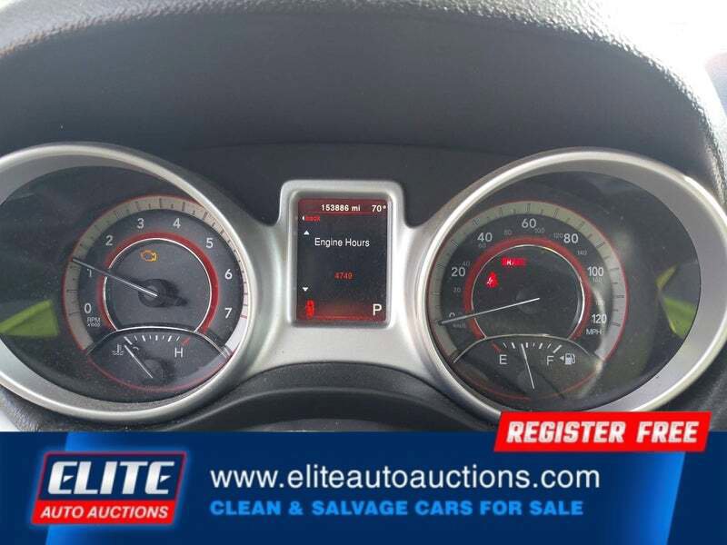 Used 2018 Dodge Journey SXT w/ Connectivity Group FWD image 14