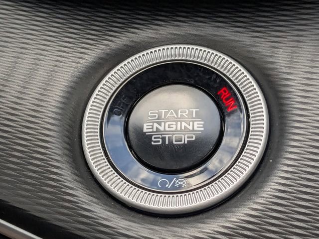 Used 2024 Jeep Grand Cherokee Laredo w/ Luxury Tech Group I image 33