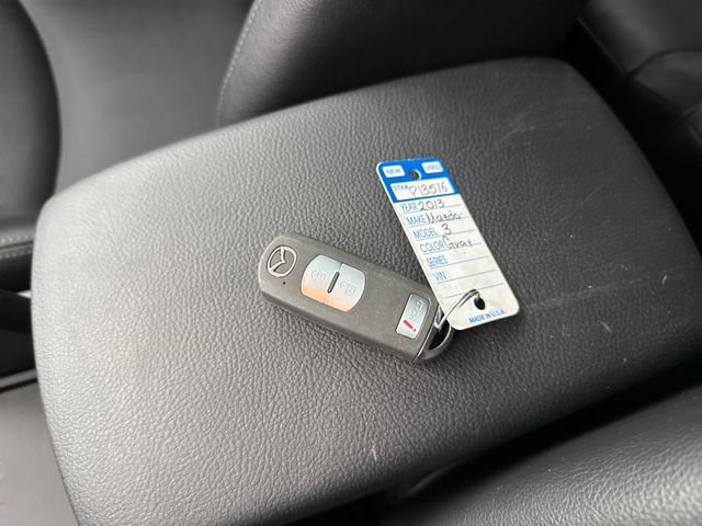 Used 2013 MAZDA MAZDA3 i Grand Touring w/ Tech Pkg FWD image 28