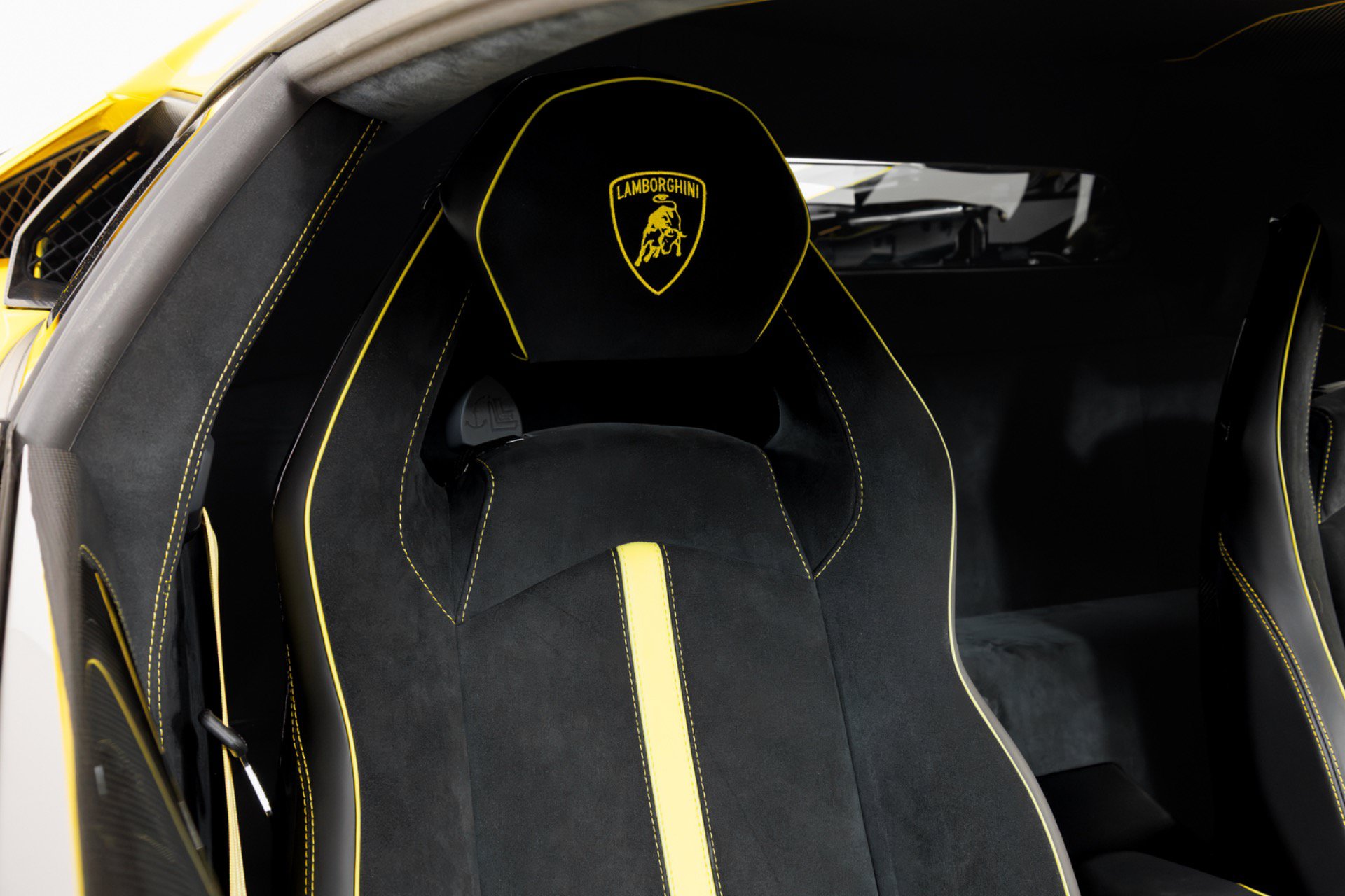 Used 2016 Lamborghini Aventador LP 750-4 Superveloce AWD/4WD image 38