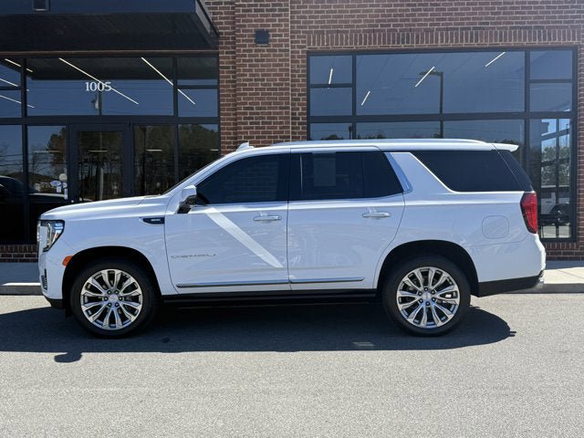 Used 2022 GMC Yukon Denali AWD/4WD image 3