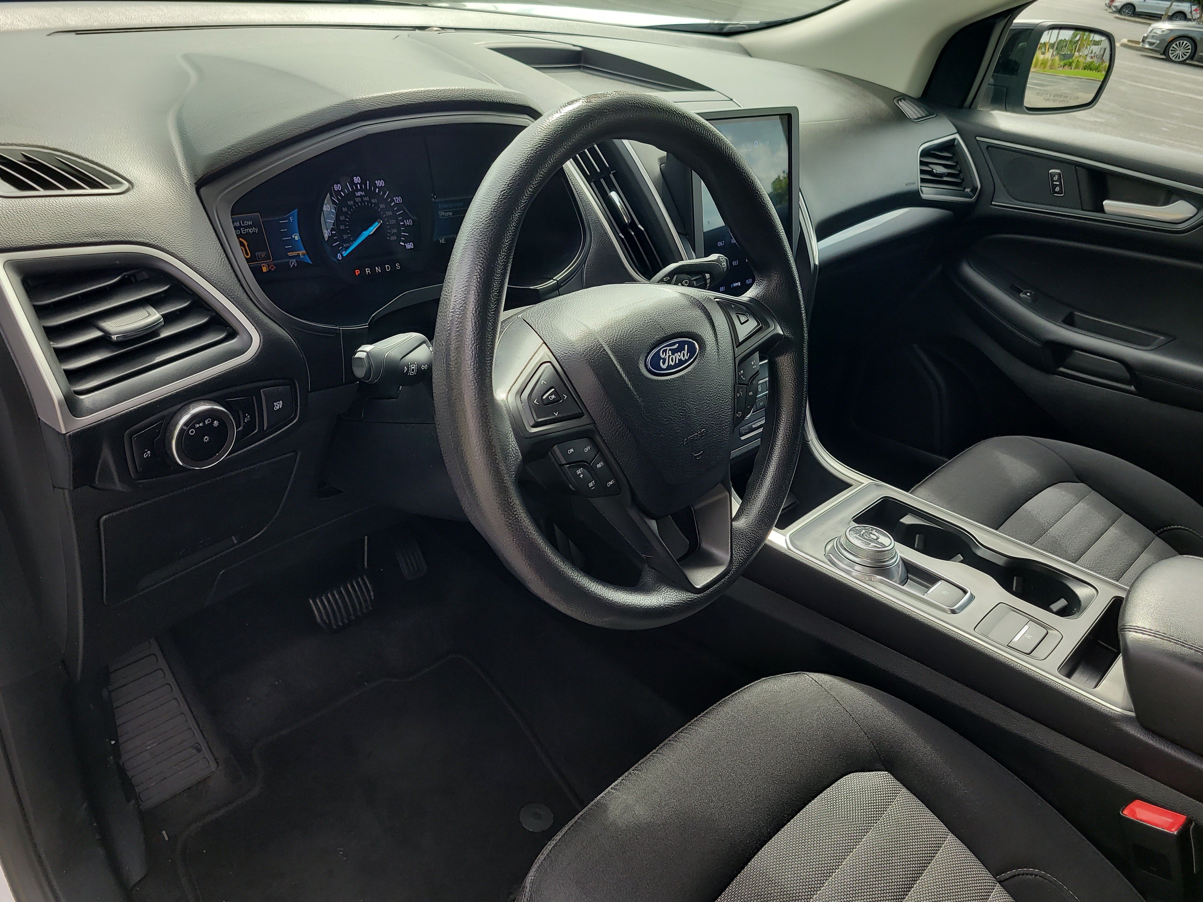 Used 2024 Ford Edge SE w/ Black Appearance Package AWD/4WD image 20