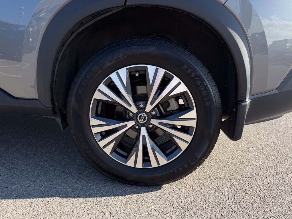 Used 2021 Nissan Rogue SV w/ Premium Package FWD image 35
