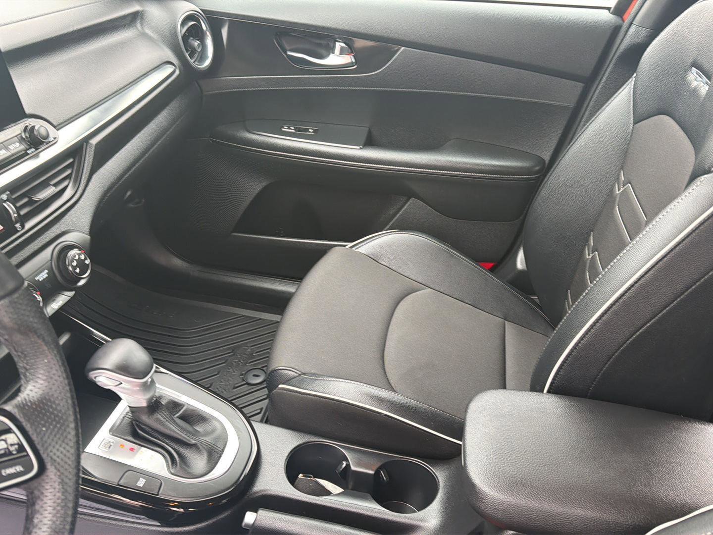 Used 2021 Kia Forte GT-Line image 15