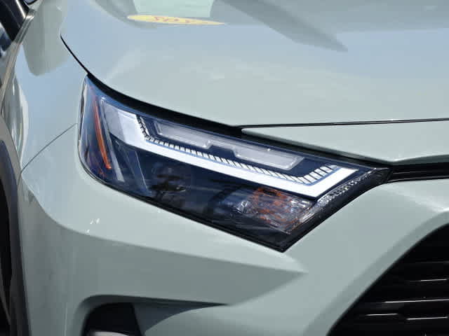 Certified 2023 Toyota RAV4 XLE Premium AWD/4WD image 5