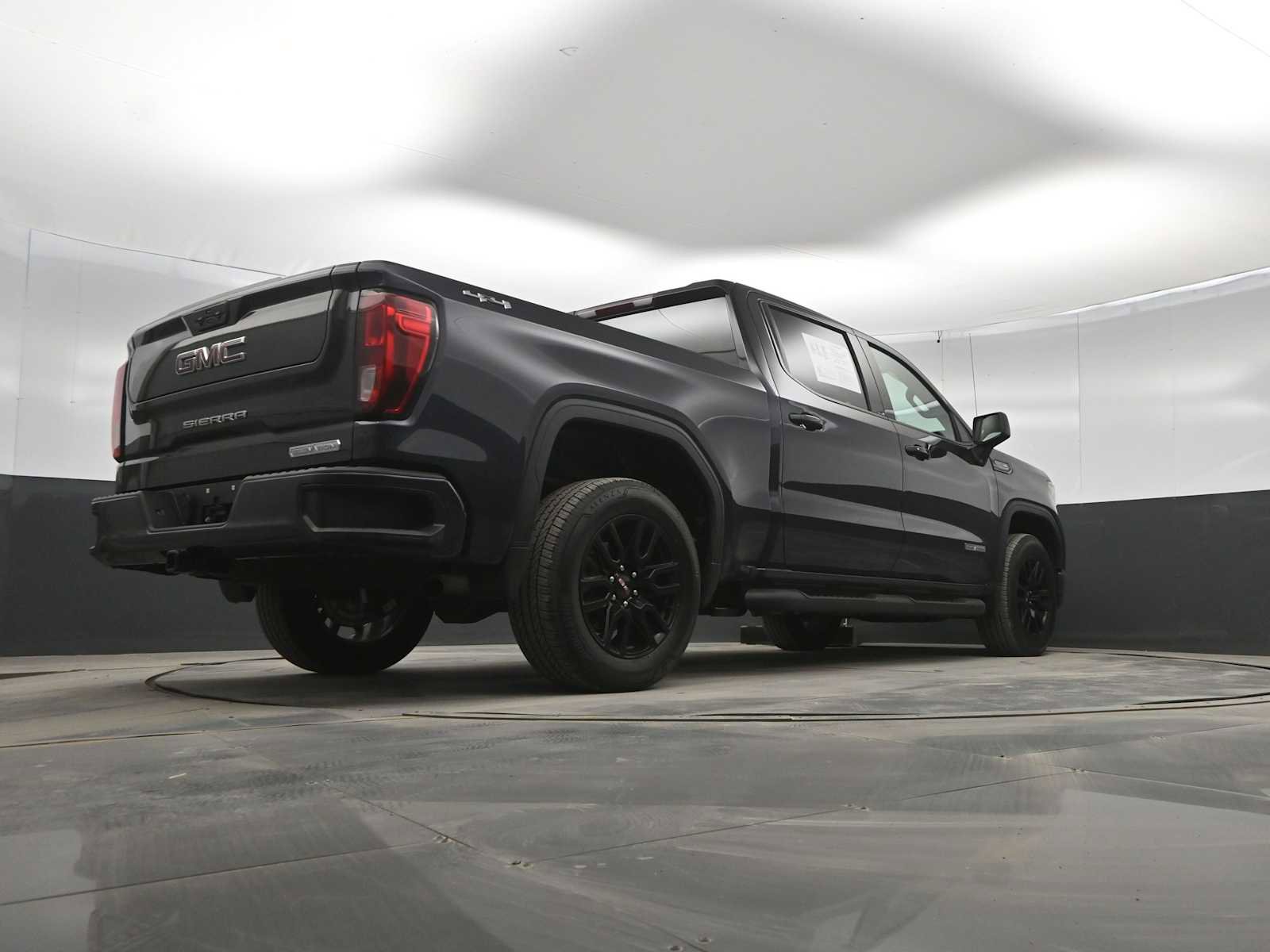 Used 2024 GMC Sierra 1500 Elevation image 38