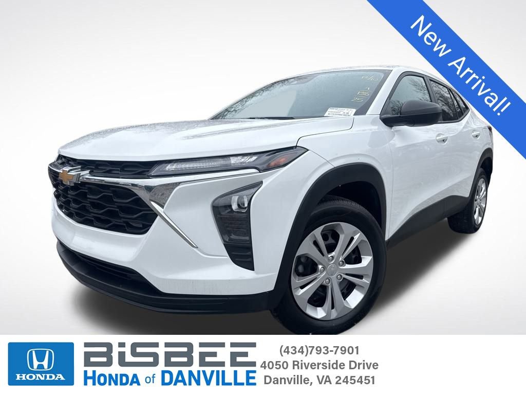 Used 2025 Chevrolet Trax LS