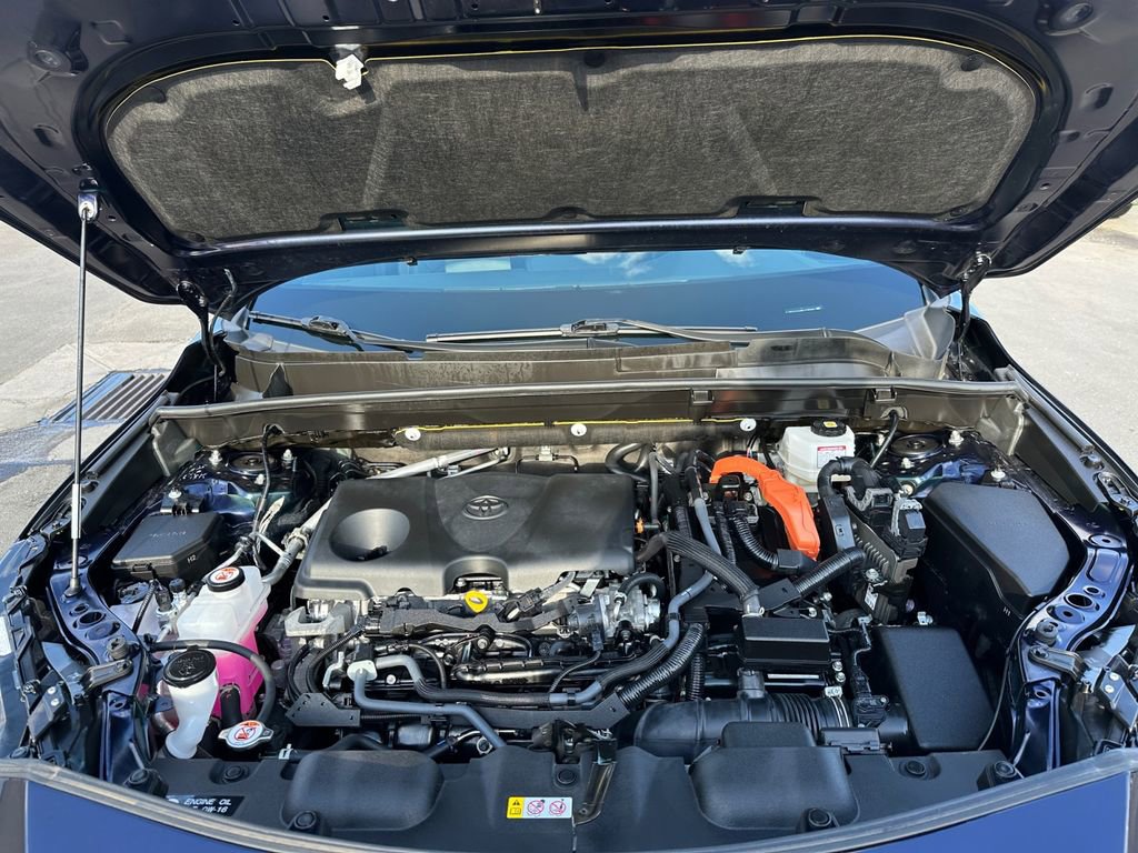 Used 2023 Toyota Venza XLE image 22