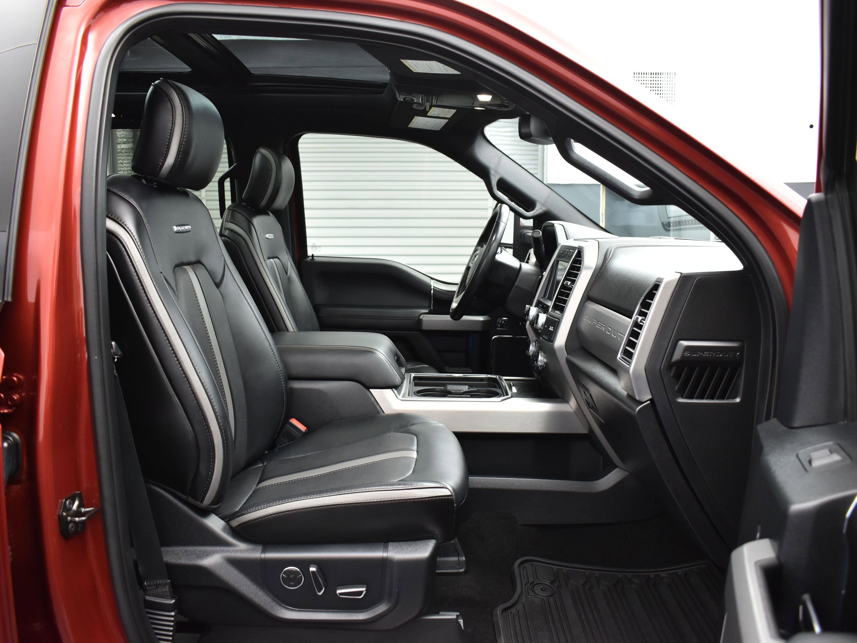 Used 2019 Ford F250 Platinum w/ Platinum Ultimate Package image 12