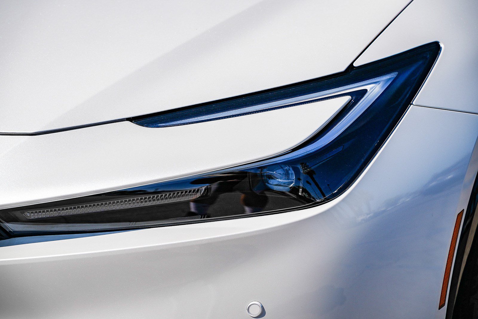 New 2026 Toyota Prius Plug-In Hybrid FWD image 8