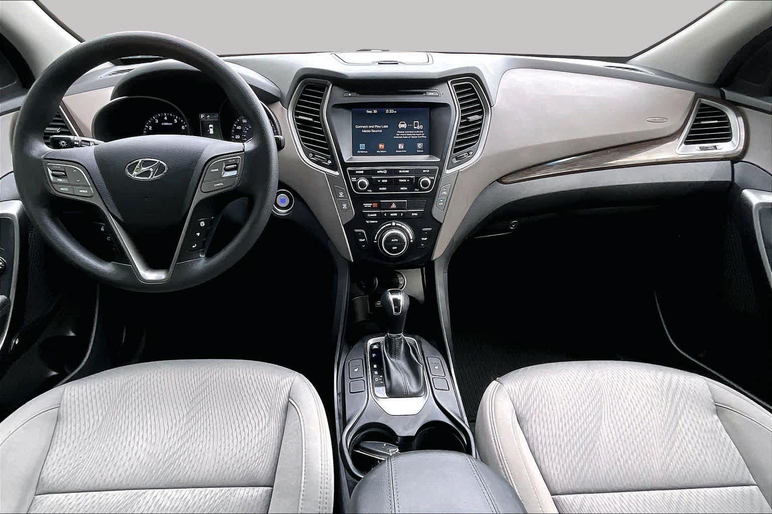 Used 2018 Hyundai Santa Fe Sport w/ 2.4L Value Package 02 AWD/4WD image 14