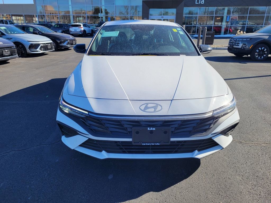 New 2025 Hyundai Elantra SEL image 10