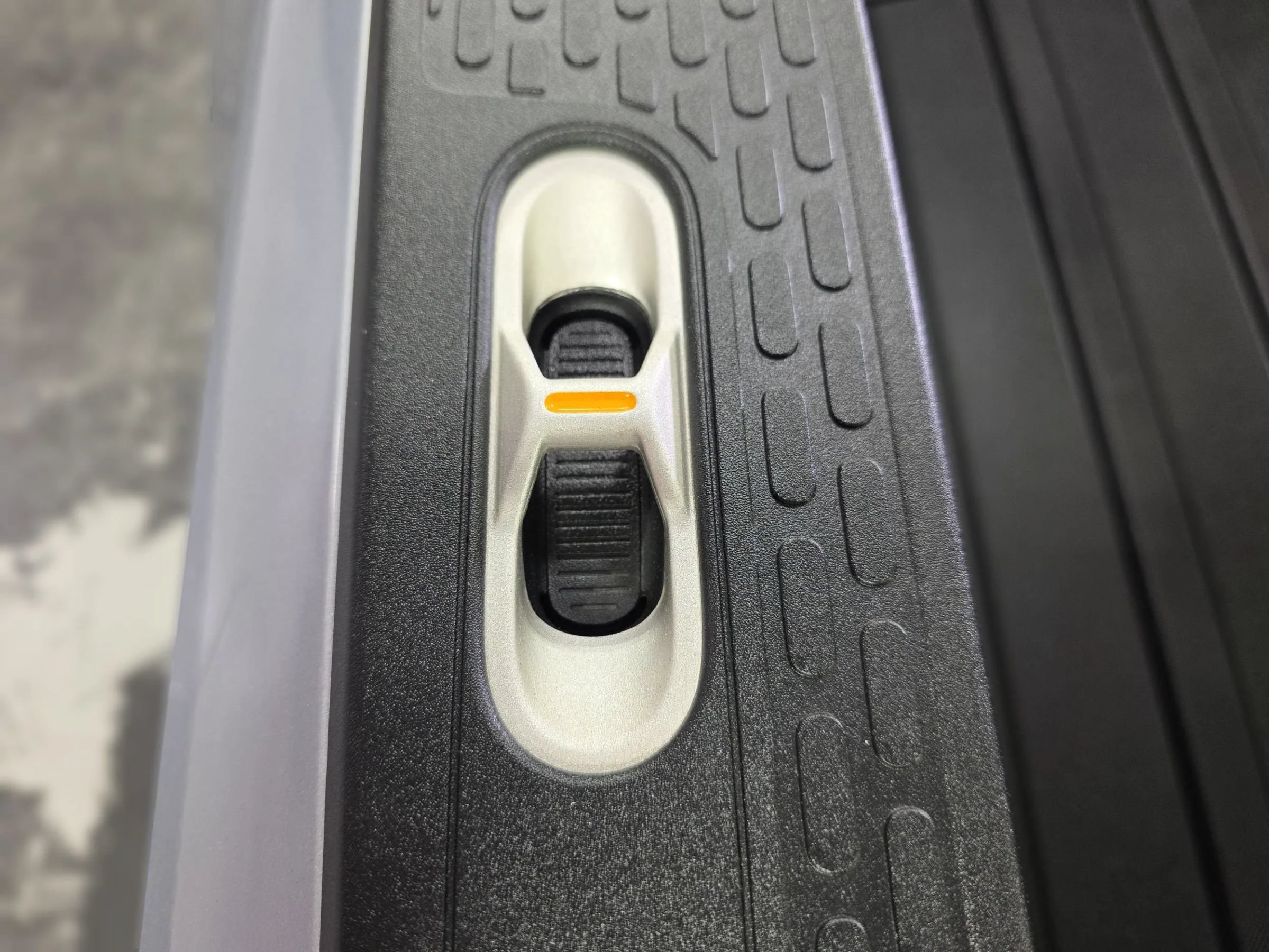 Used 2023 Rivian R1T Adventure AWD/4WD image 21