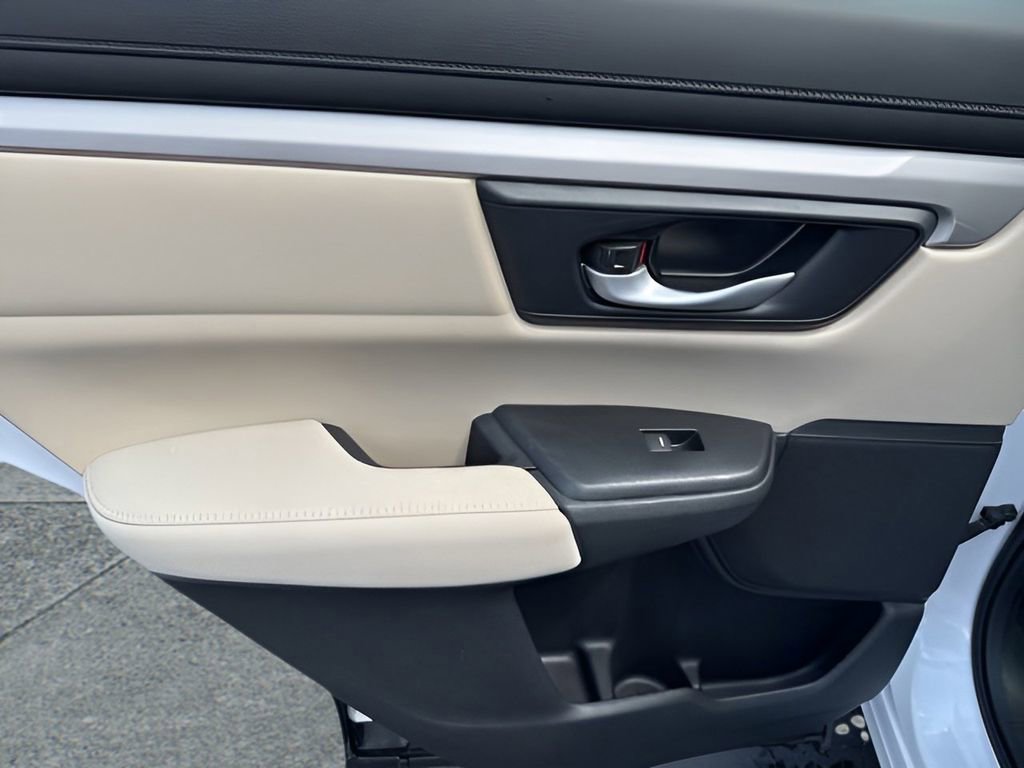 Used 2020 Honda CR-V LX image 39