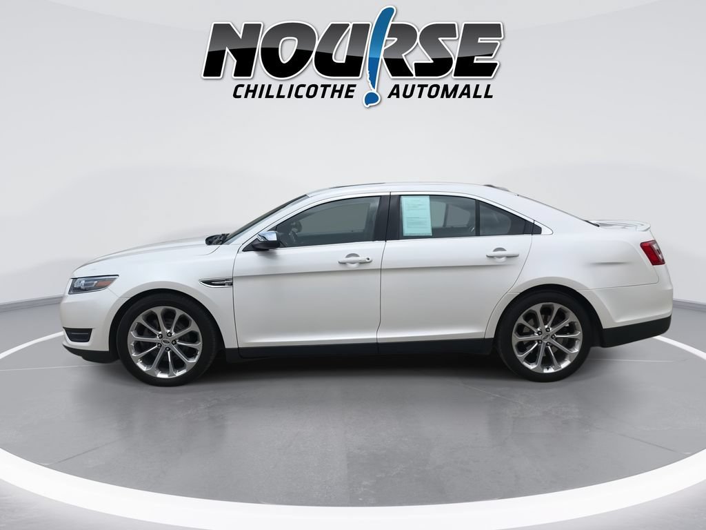 Used 2018 Ford Taurus Limited AWD/4WD image 5