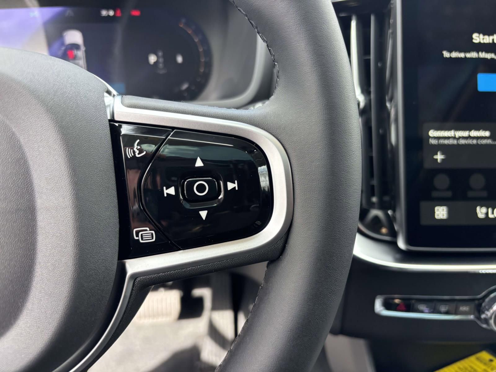 New 2026 Volvo XC90 B5 Core w/ Protection Package Premier AWD/4WD image 19