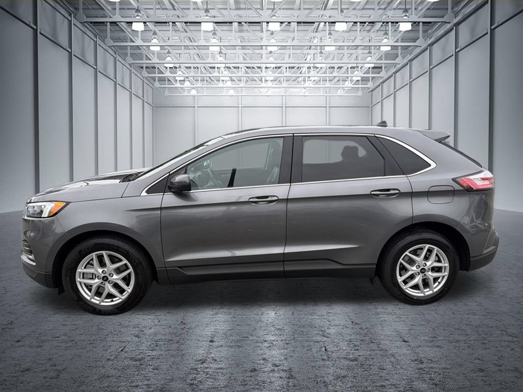 Used 2024 Ford Edge SEL AWD/4WD image 2