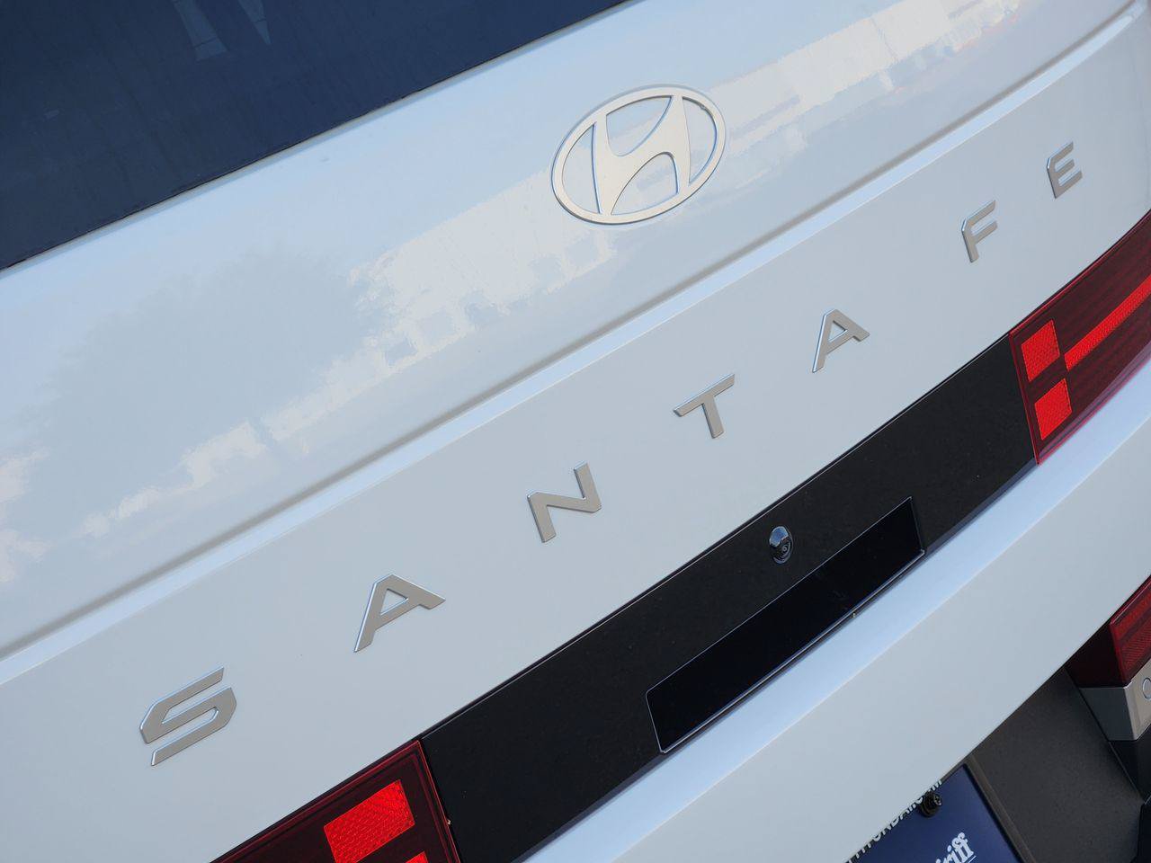 New 2027 Hyundai Santa Fe Limited FWD image 8