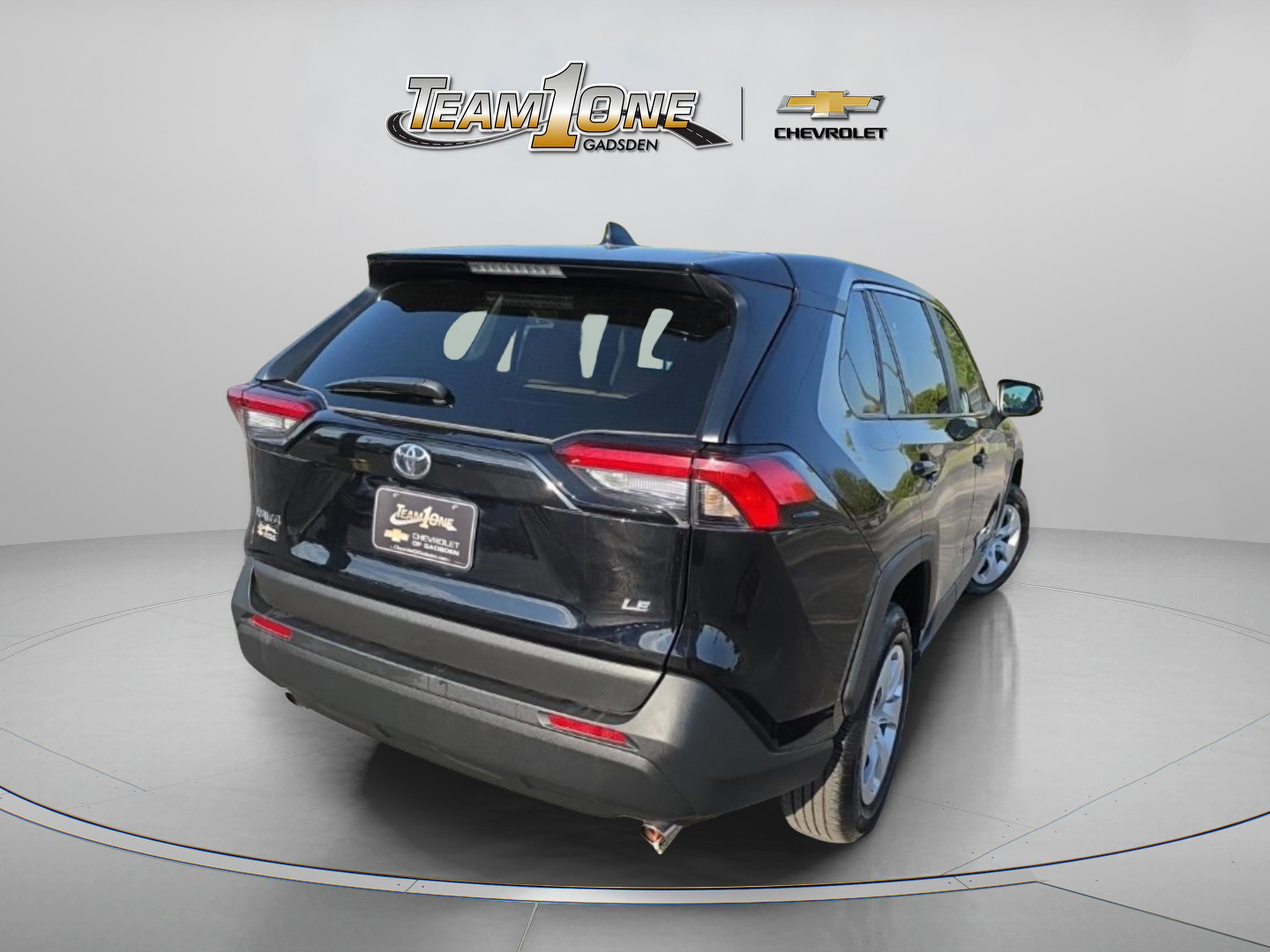 Used 2025 Toyota RAV4 LE FWD image 8