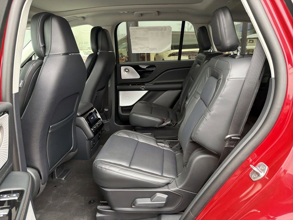 New 2026 Lincoln Aviator Reserve image 6