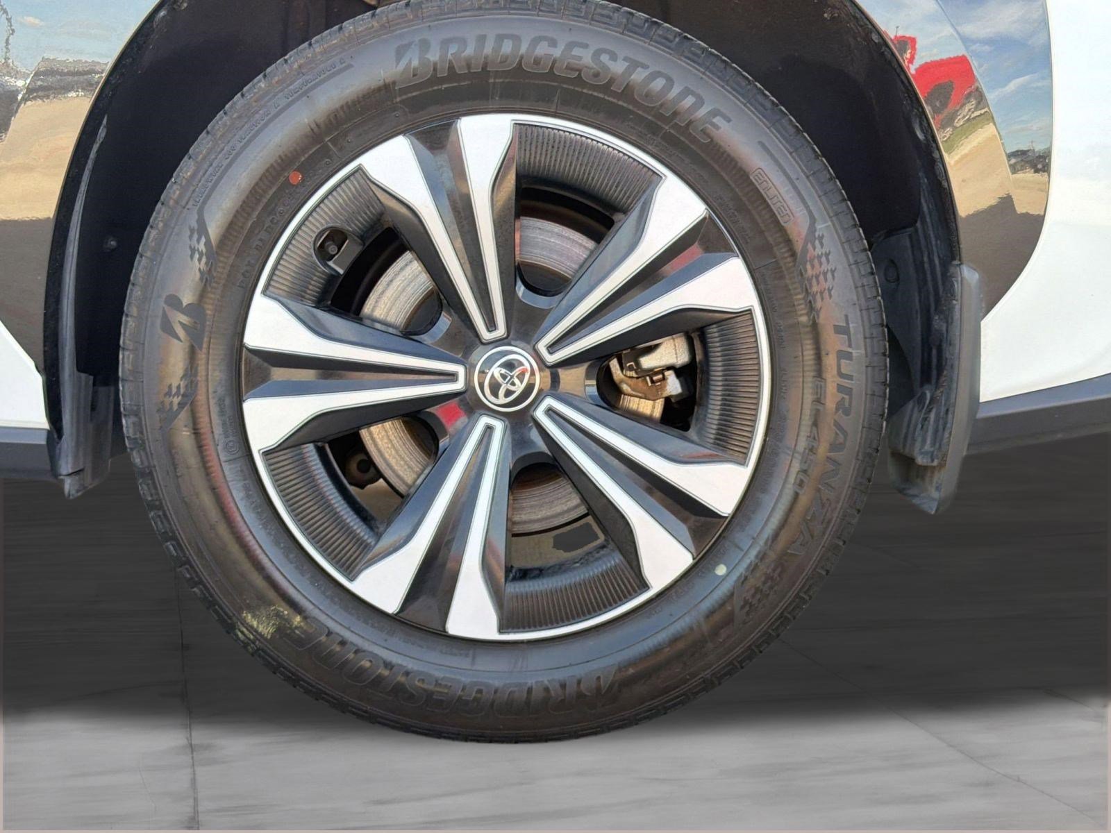 Used 2024 Toyota bZ4X XLE w/ Weather Package image 11