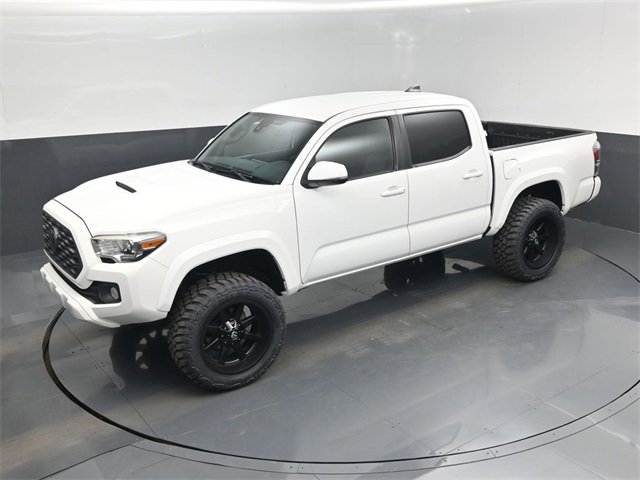 Used 2020 Toyota Tacoma TRD Off-Road image 36