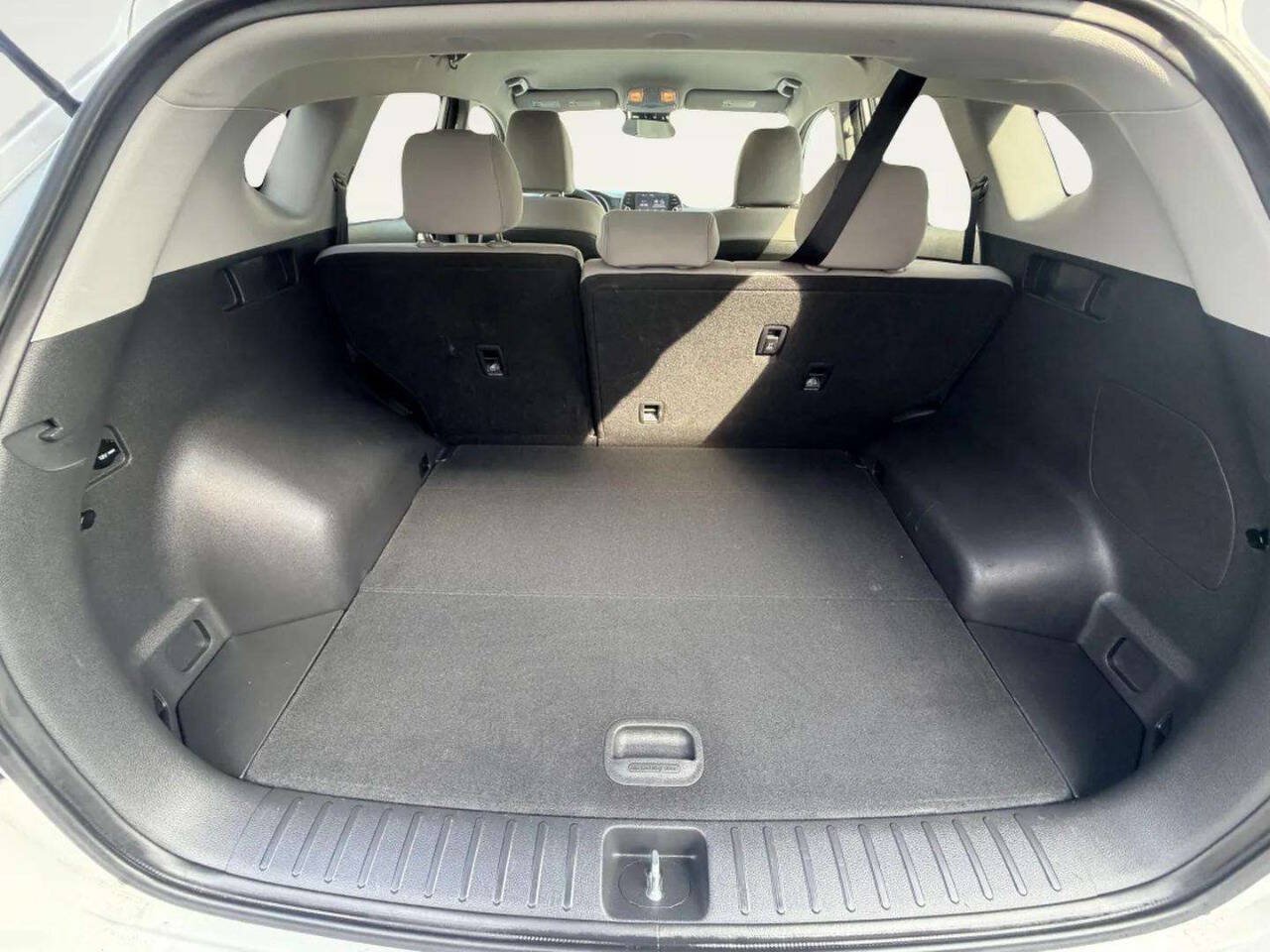 Used 2019 Hyundai Tucson SE w/ Cargo Package AWD/4WD image 5