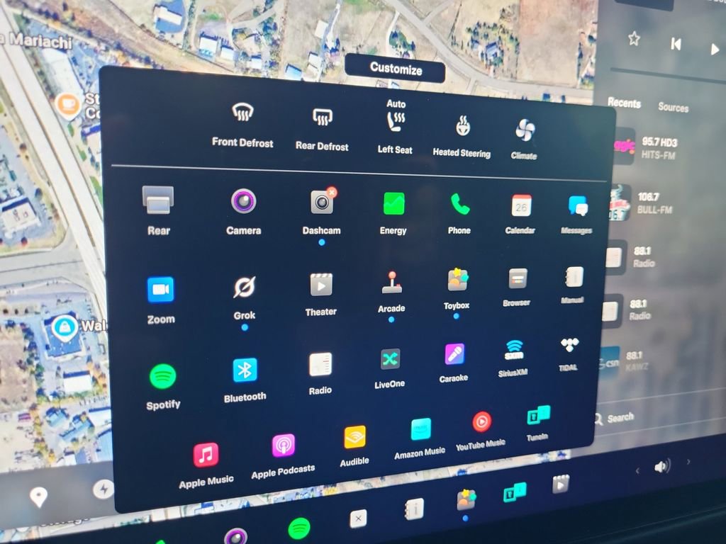 Used 2024 Tesla Model X image 26