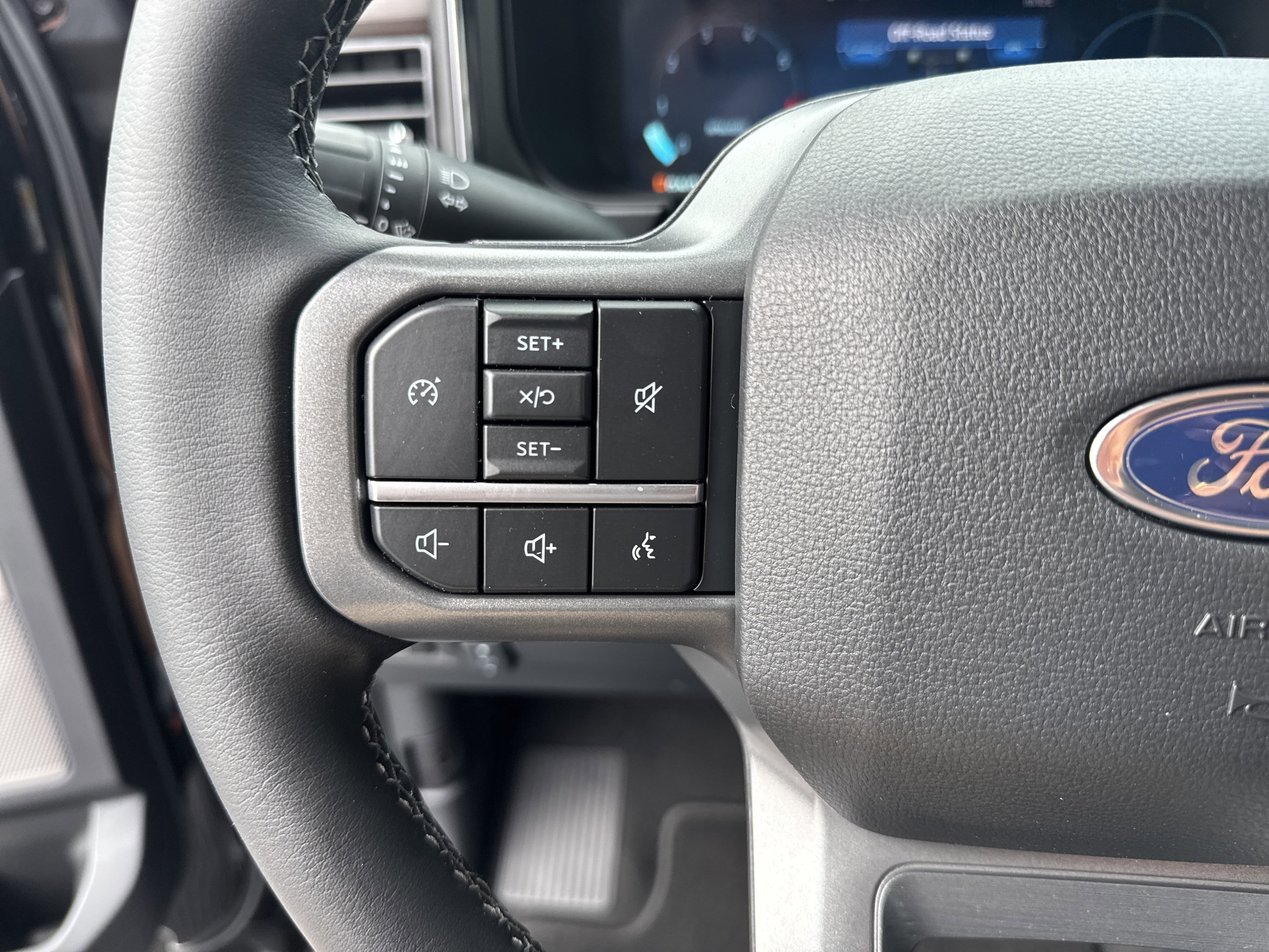 New 2026 Ford F350 Lariat image 43