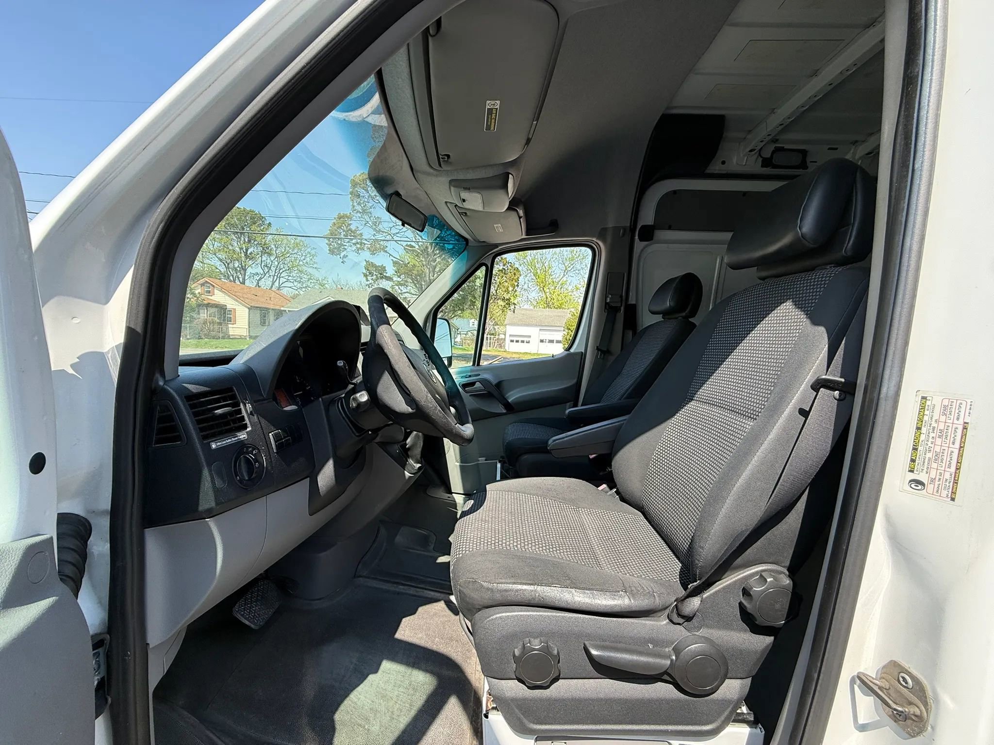 Used 2007 Dodge Sprinter 2500 image 18