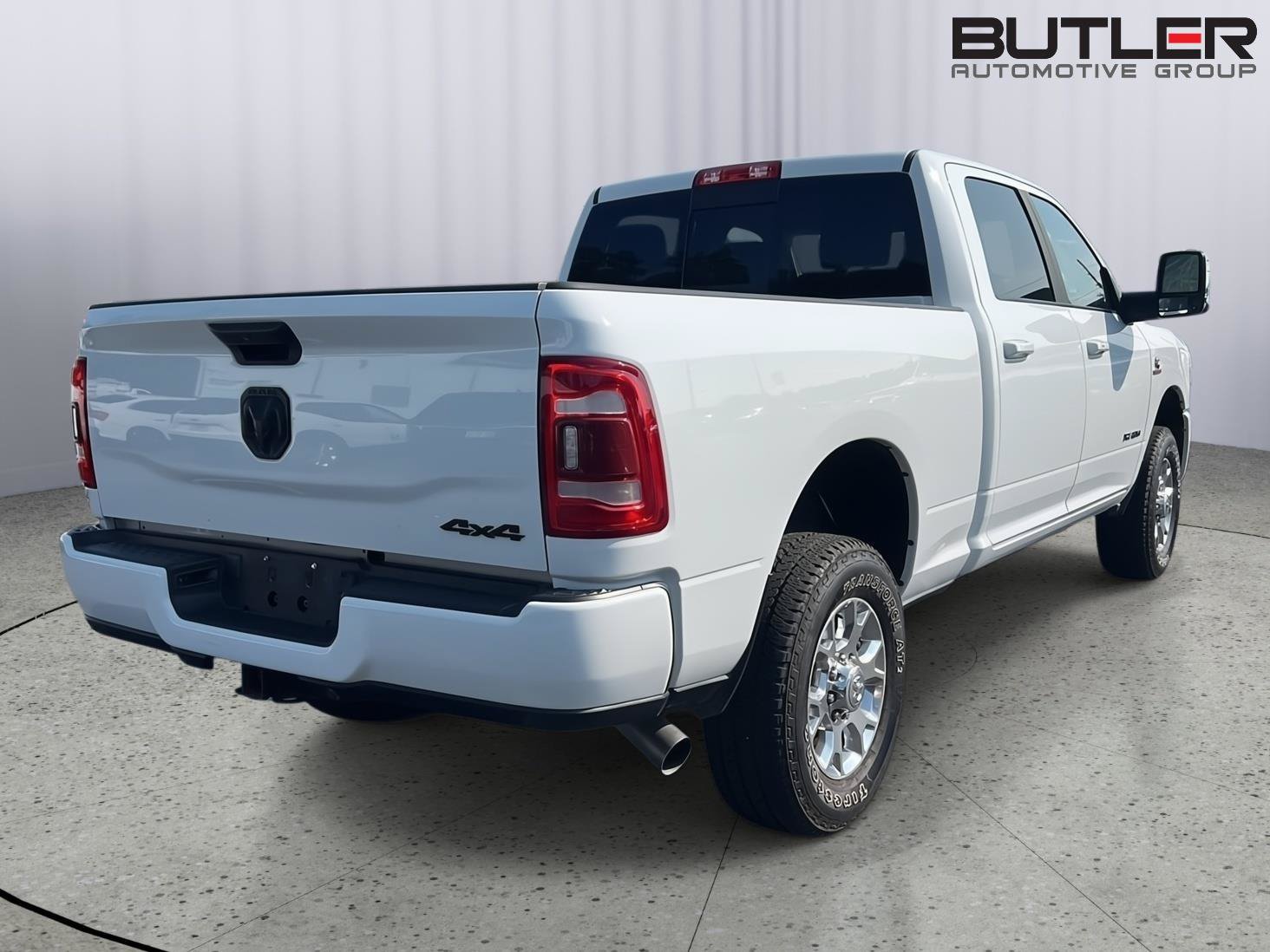 Used 2024 RAM 2500 Laramie AWD/4WD image 4