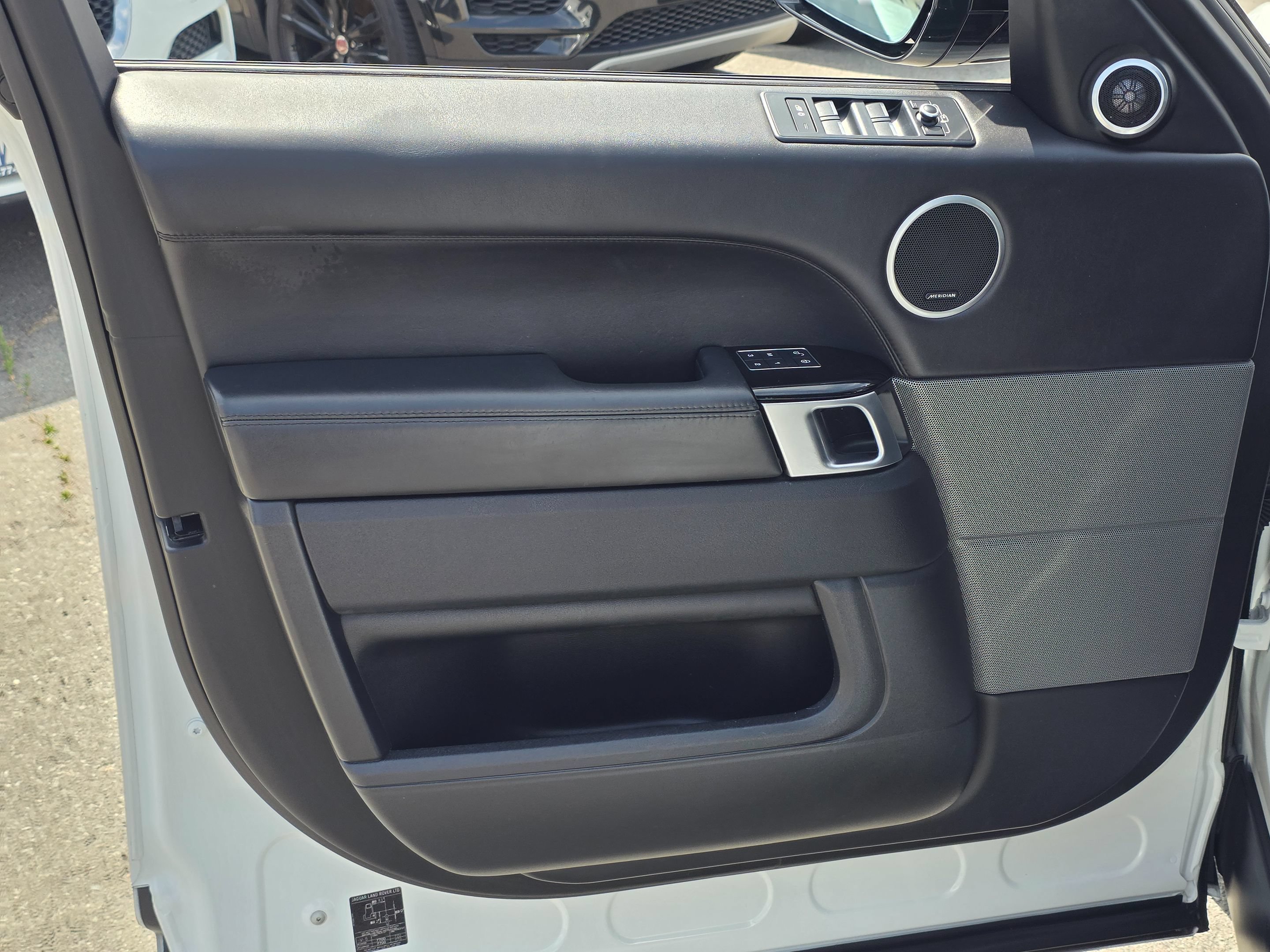Used 2017 Land Rover Range Rover Sport Autobiography AWD/4WD image 24
