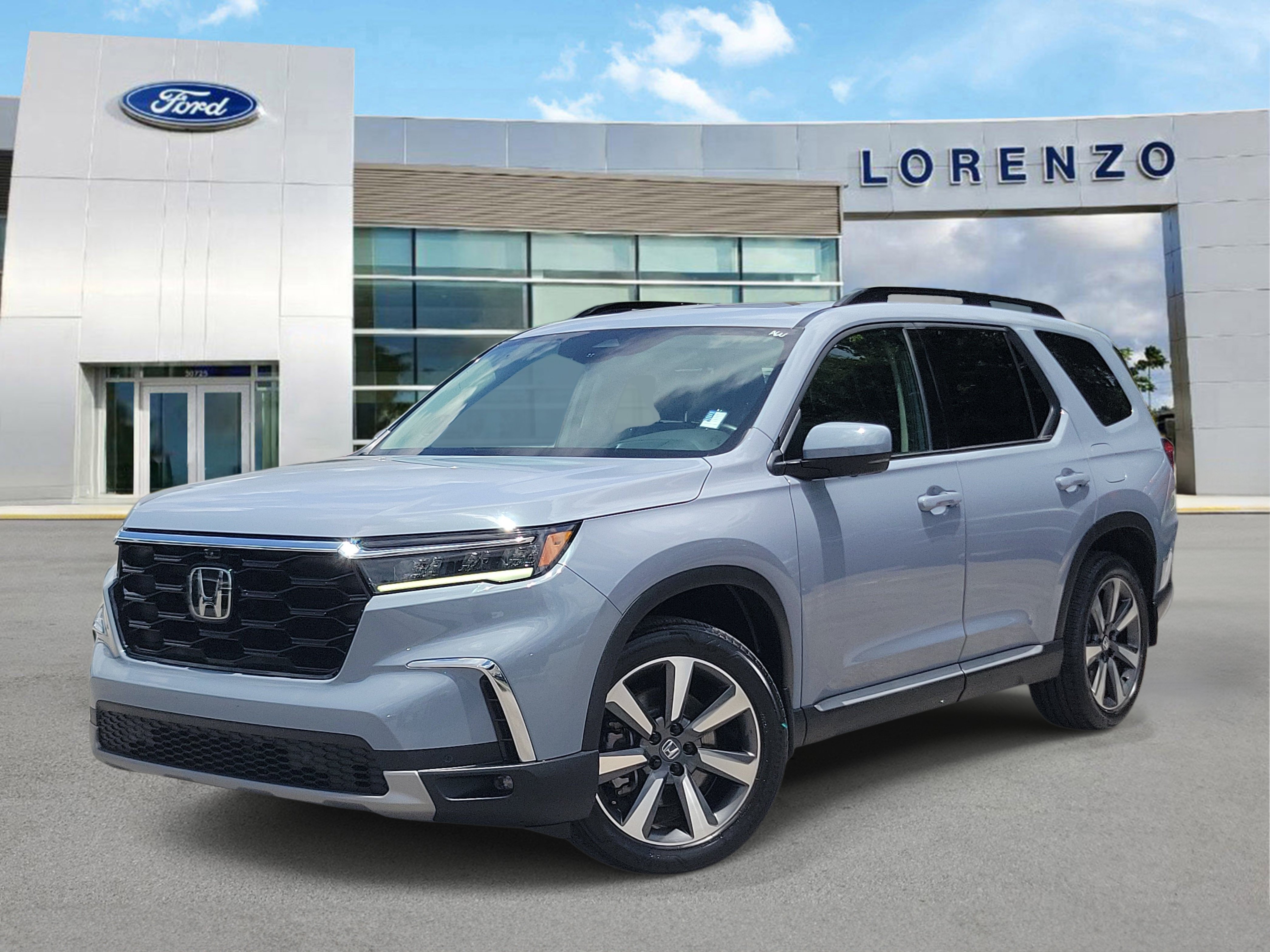Used 2024 Honda Pilot Elite