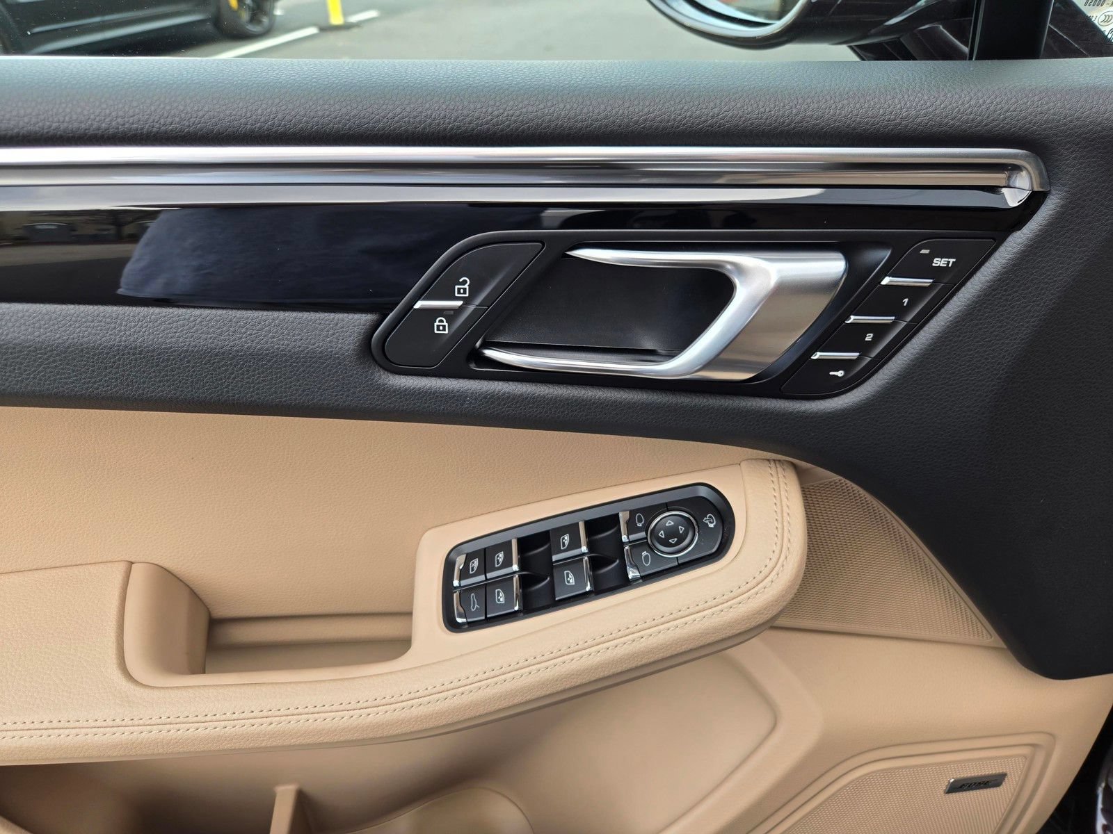 New 2026 Porsche Macan AWD/4WD image 21