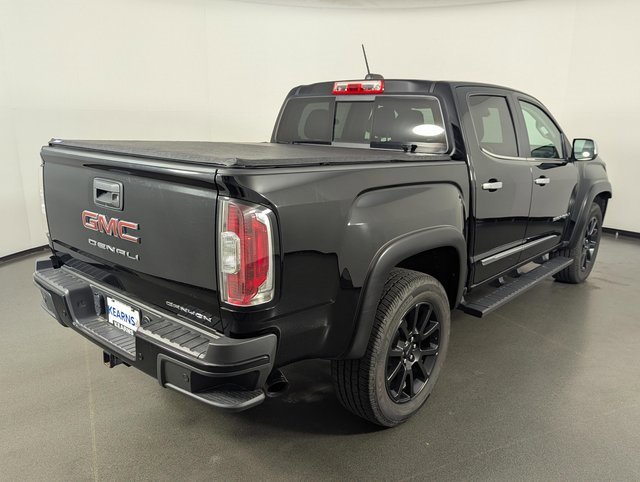 Used 2022 GMC Canyon Denali w/ Denali Black Edition Package image 7