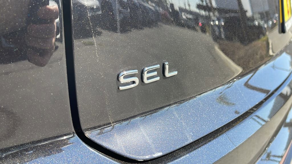 New 2026 Volkswagen Atlas Cross Sport SEL Premium R-Line AWD/4WD image 28