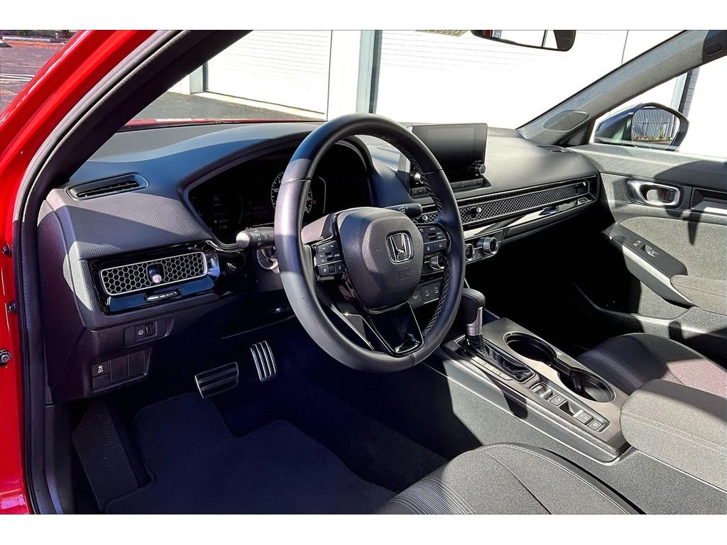 Used 2025 Honda Civic Sport image 14