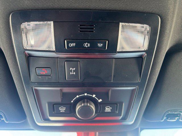 Used 2022 Toyota Tacoma TRD Off-Road w/ Technology Package AWD/4WD image 30