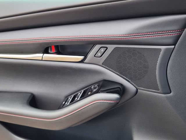 New 2026 MAZDA MAZDA3 Carbon AWD/4WD image 9