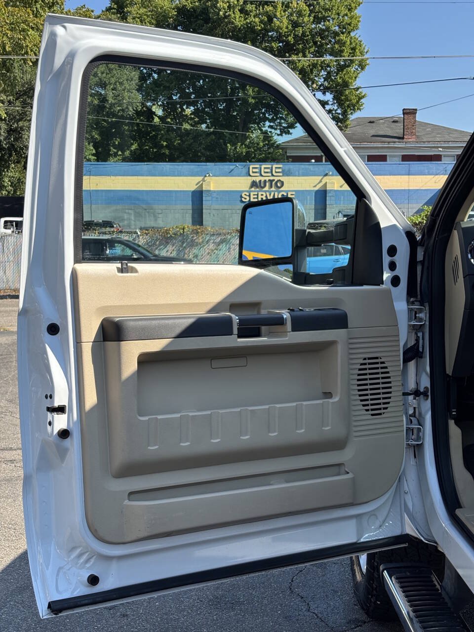Used 2010 Ford F350 XLT AWD/4WD image 13