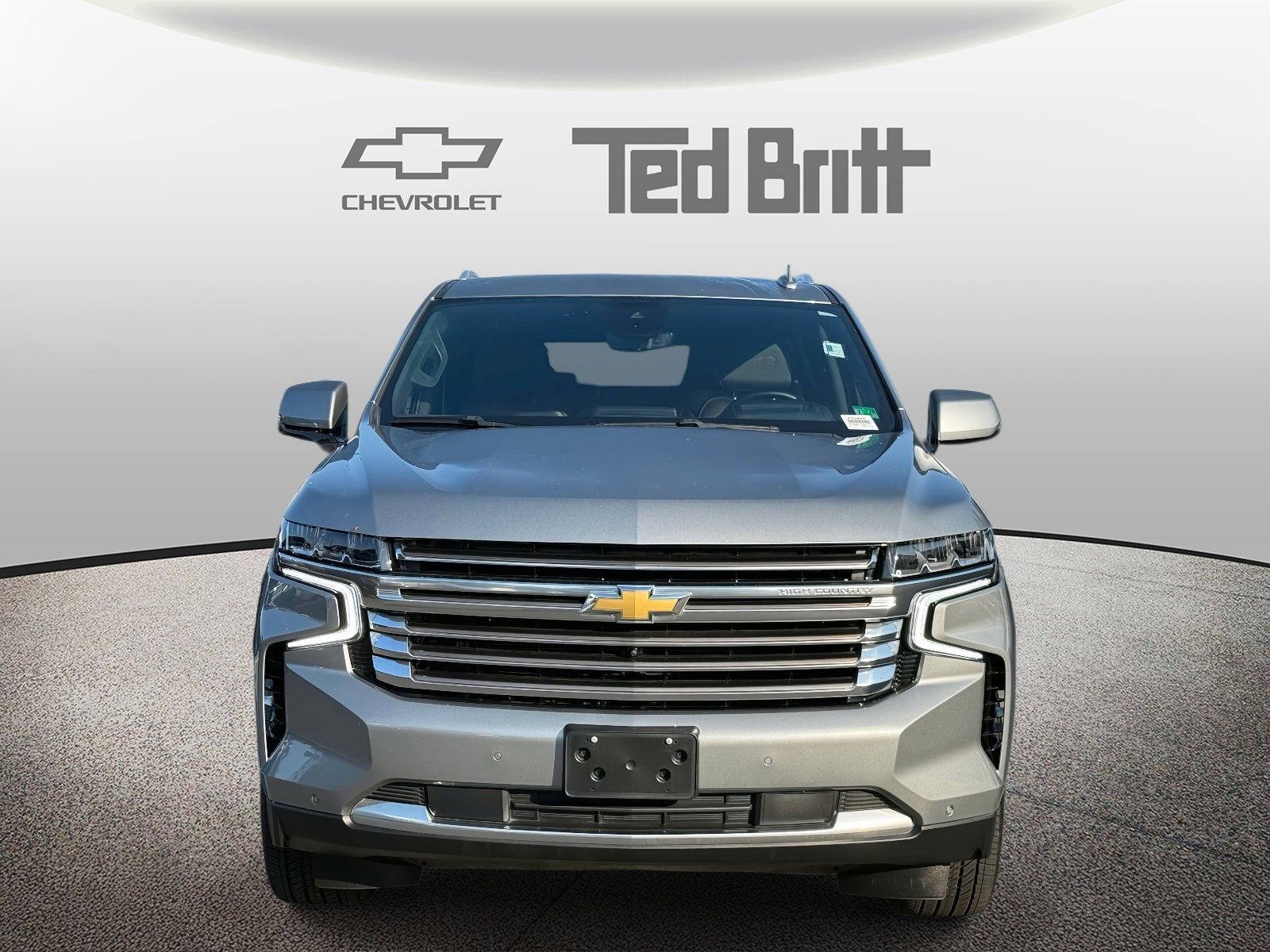 Used 2023 Chevrolet Suburban High Country image 2